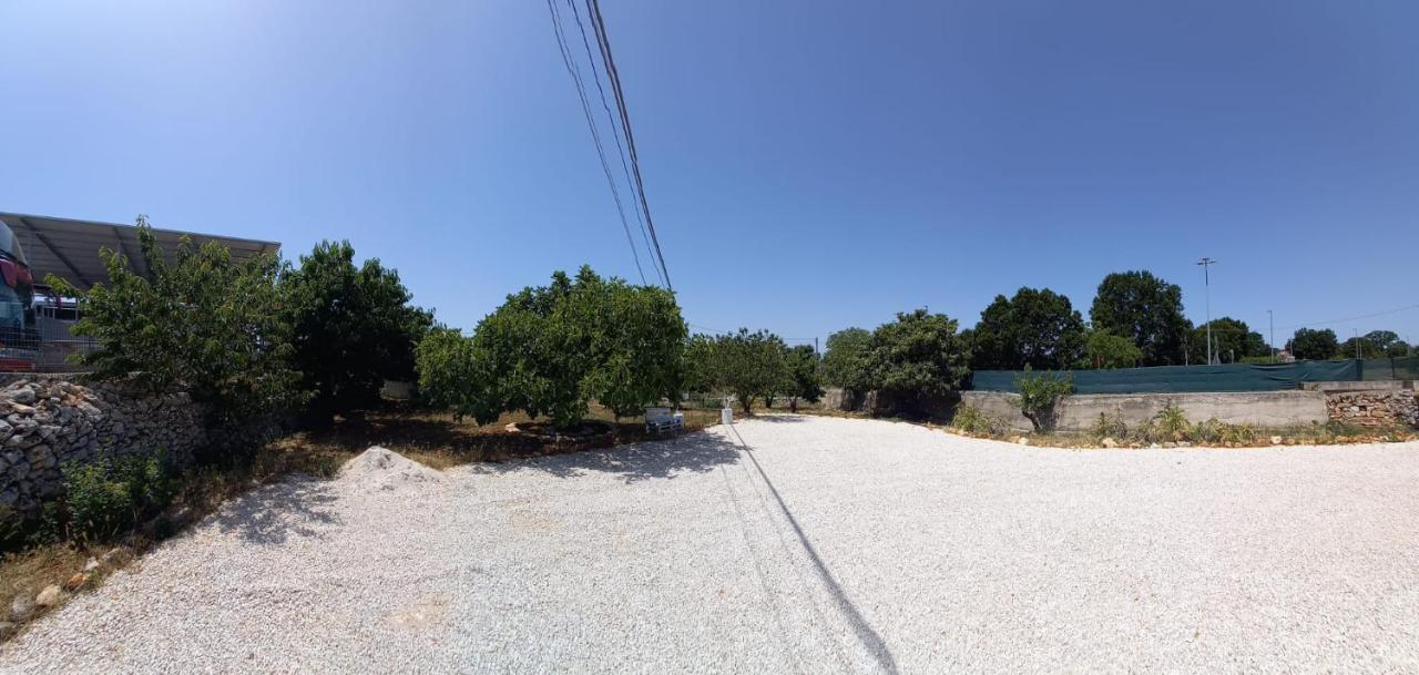 הוילה נוצ'י Il Trullo Di Mattia מראה חיצוני תמונה